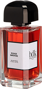 Rouge Smoking