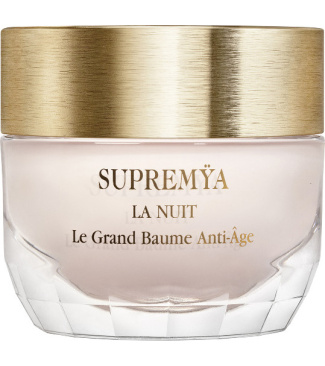 Supremÿa Baume At Night