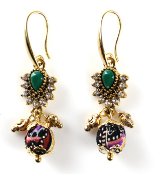 Earrings With Little Boules